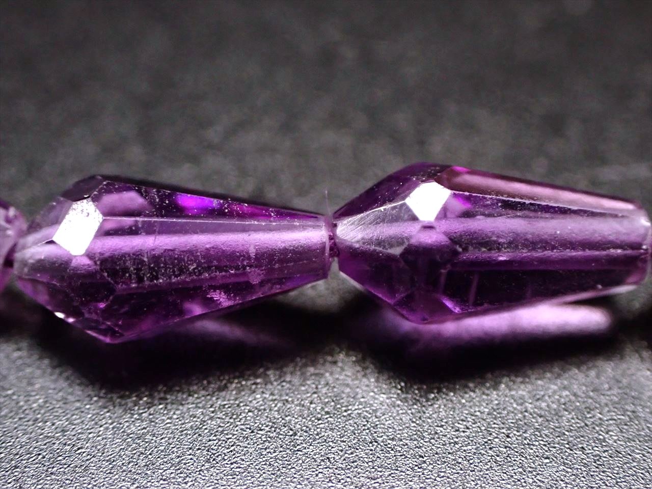 アクセサリーパーツ