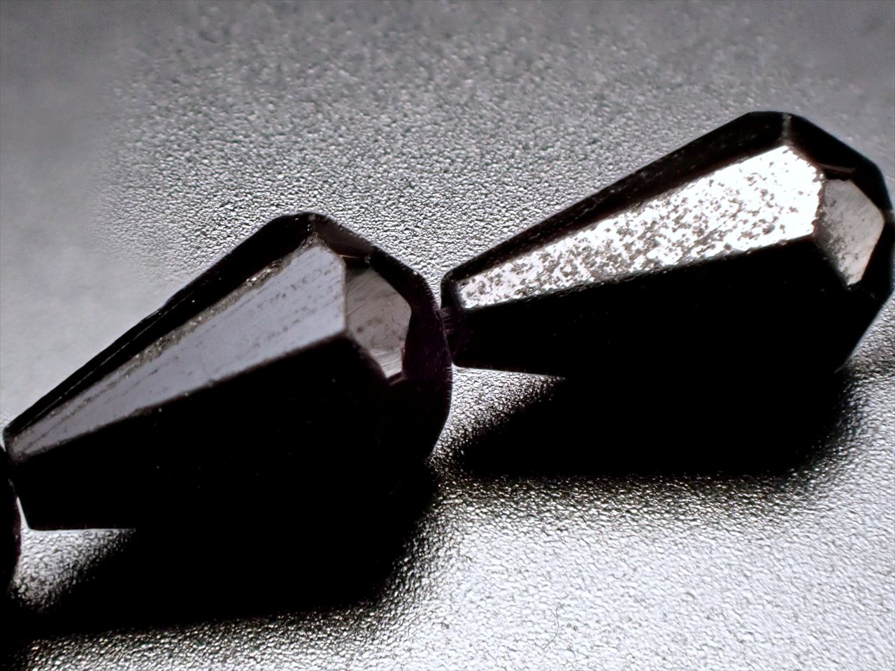 アクセサリーパーツ