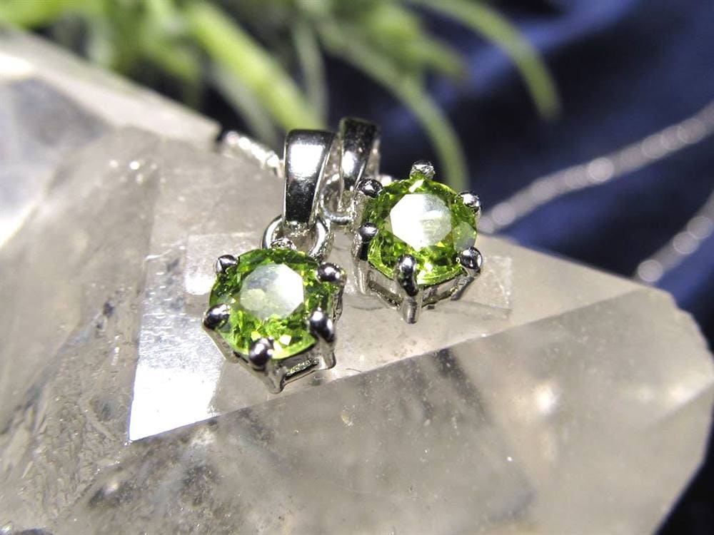 ペンダント.アクセサリー 天然石 Silver925 パワーストーン