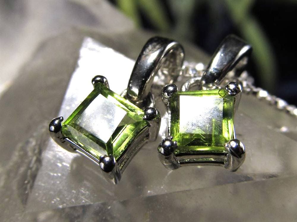 ペンダント.アクセサリー 天然石 Silver925 パワーストーン