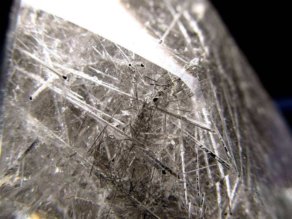 サゲニティッククォーツ ポイント 六角柱 ブラックルチル 浄化