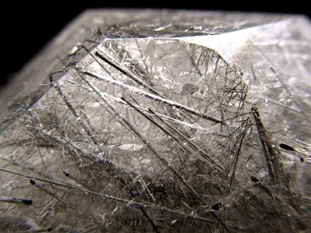 サゲニティッククォーツ ポイント 六角柱 ブラックルチル 浄化