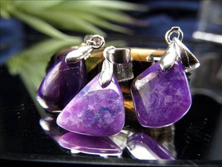 スギライト 杉石 ペンダントトップ 世界三大ヒーリングストーン Silver925 ツーソン展示会商品