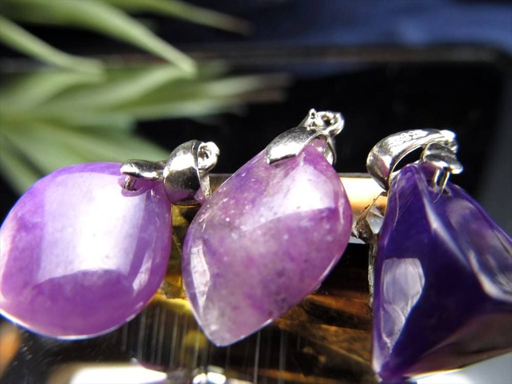 スギライト 杉石 ペンダントトップ 世界三大ヒーリングストーン Silver925 ツーソン展示会商品