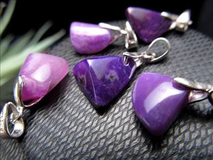 スギライト 杉石 ペンダントトップ 世界三大ヒーリングストーン Silver925 ツーソン展示会商品