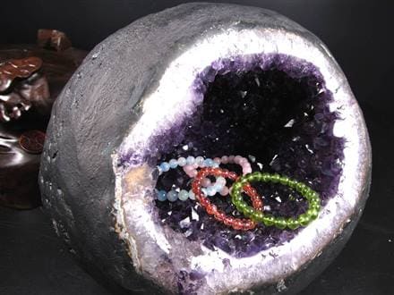 アメジストジオード アメジストドーム 紫水晶 晶洞 天然石