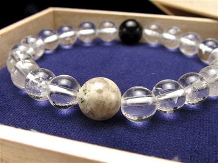 アルベゾナイト 北極の石 ヒマラヤ水晶 天然石 ブレスレット