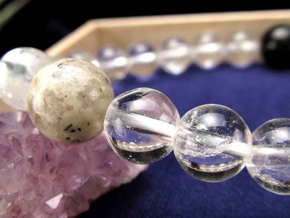 アルベゾナイト 北極の石 ヒマラヤ水晶 天然石 ブレスレット