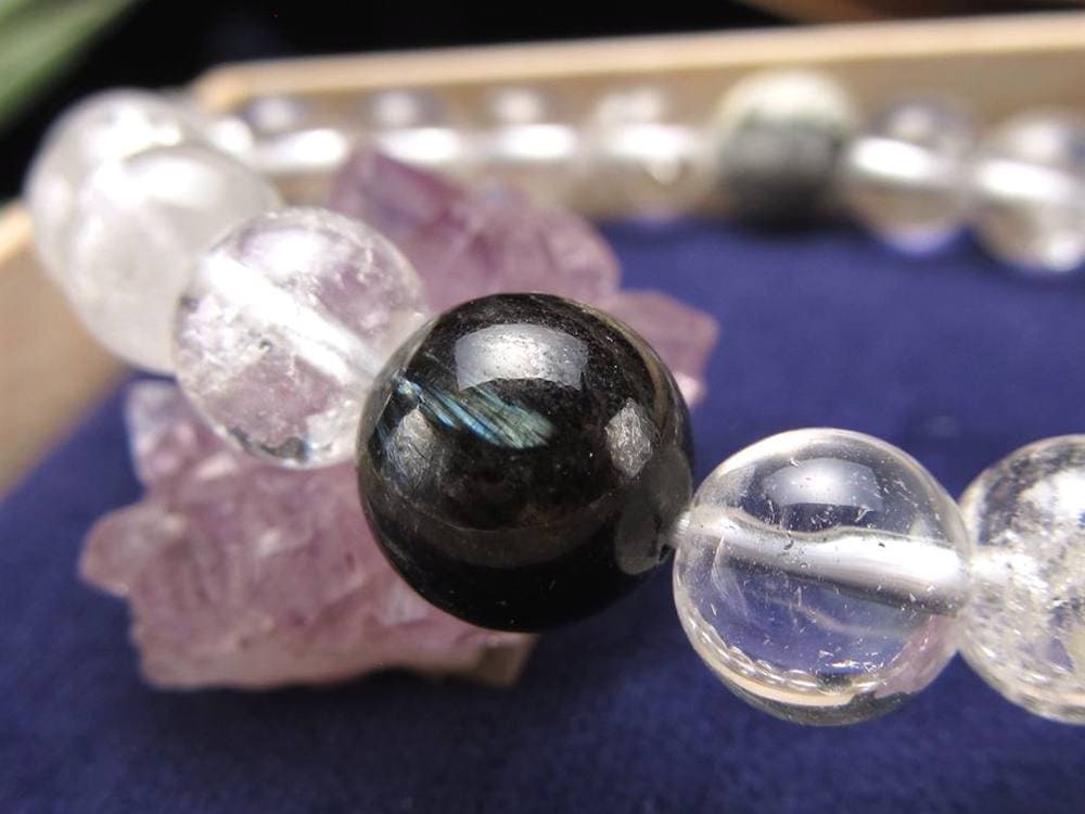 アルベゾナイト 北極の石 ヒマラヤ水晶 天然石 ブレスレット