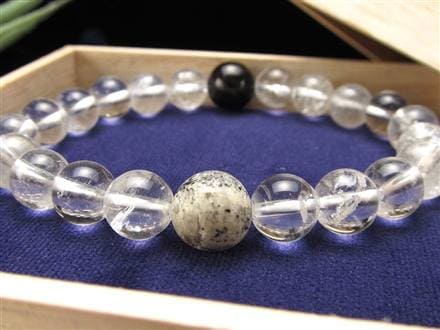 アルベゾナイト 北極の石 ヒマラヤ水晶 天然石 ブレスレット