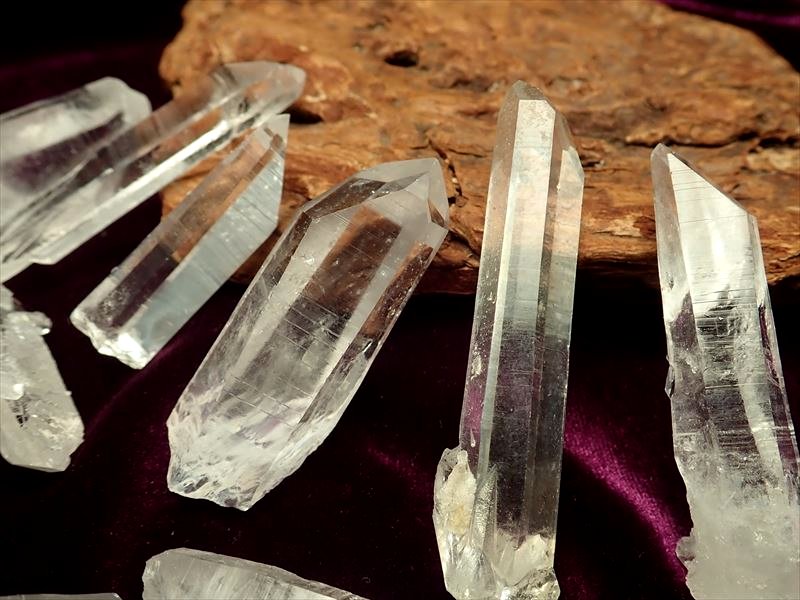【匿名発送】アーカンソー州産水晶 ◇上質透明・激安！◇アーカンソー州産水晶ポイント！◇1袋2480