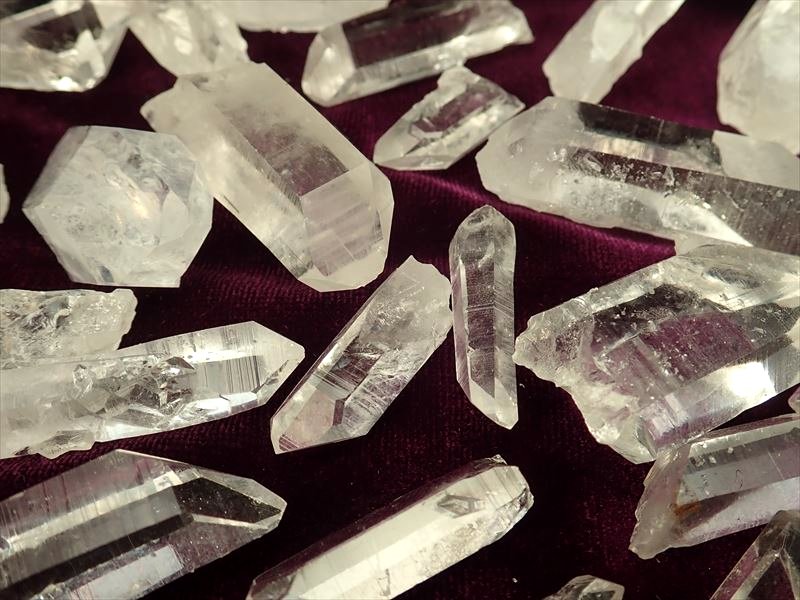 アーカンソー州産 大きなクリアポイント01 アーカンソー産 水晶｜ポイント・単結晶【原産地より直輸入】アップ