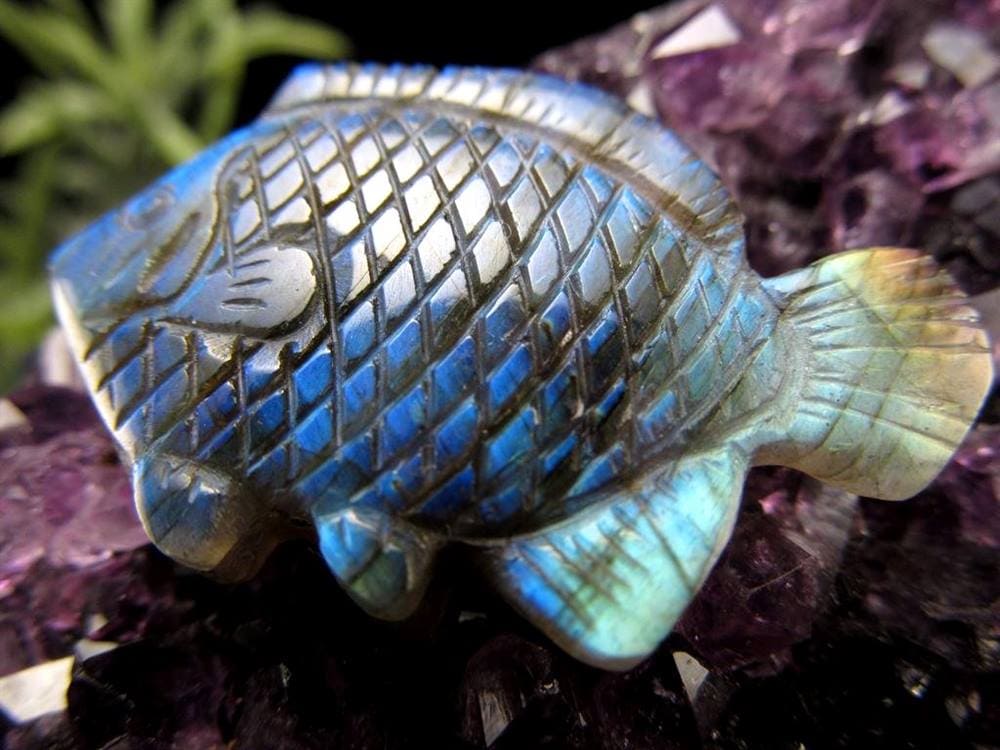 ディスカス 置物 ラブラドライト 熱帯魚の王様 彫刻