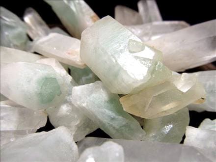 エメラルドグリーンファントム タンブル 握り石 詰め合わせ 磨き石