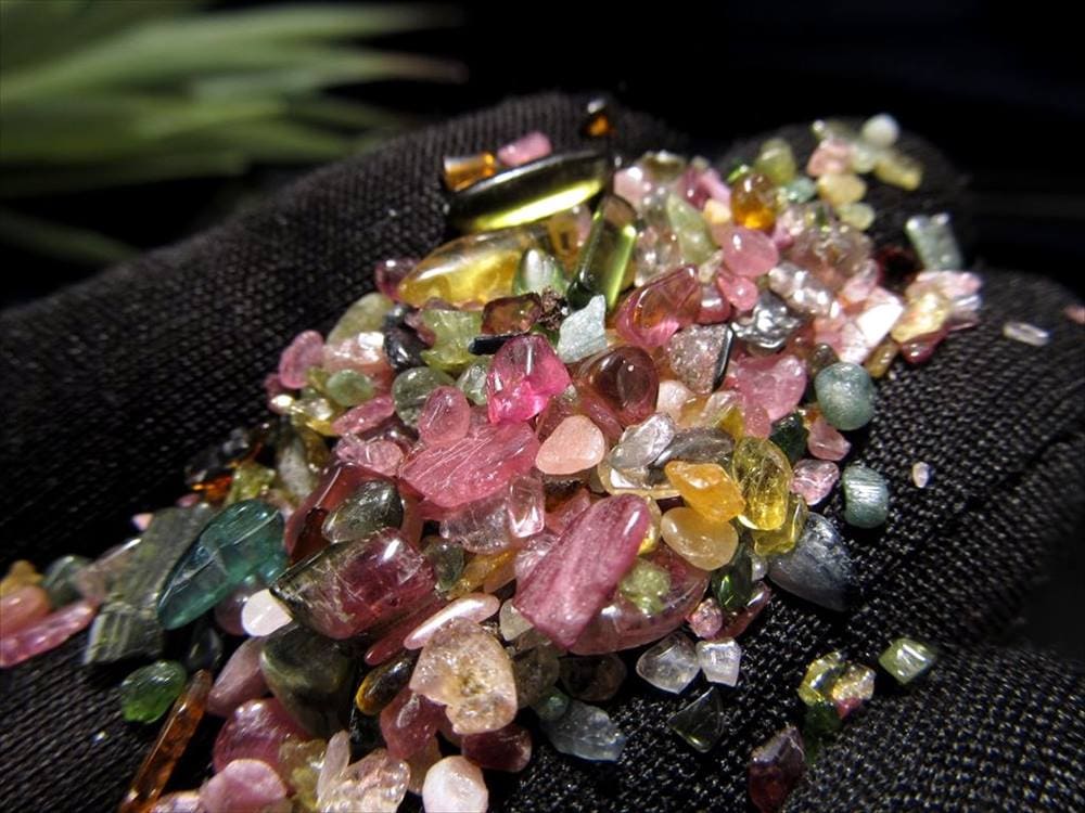 さざれ 細石 トルマリン 電気石 tourmaline