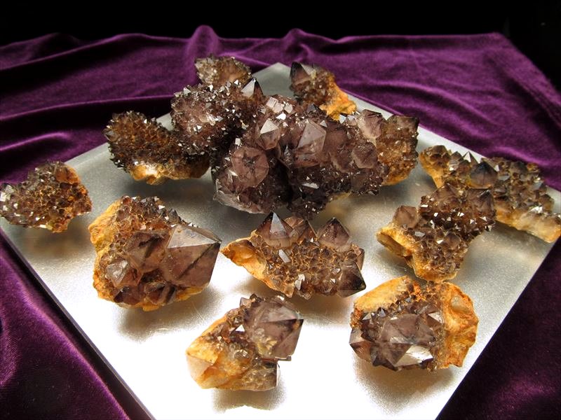 ★超綺麗アメジストクラスターB85G6/181G01B ☆超綺麗アメジストクラスターB85G6/181G01B Amazon.co.jp: 天然水晶の