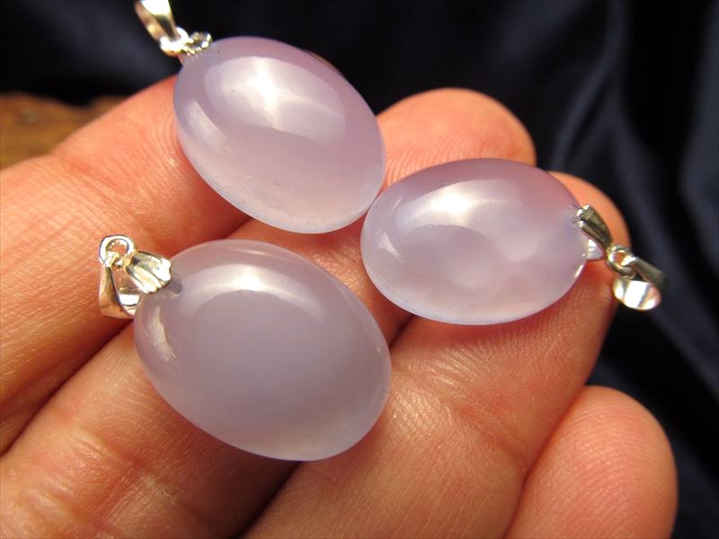 ブルーカルセドニー