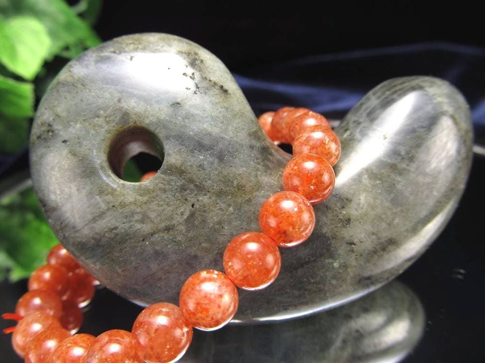 ラブラドライト 曹灰長石 勾玉 三種の神器