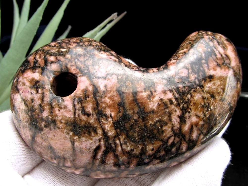 デンドリティック・ロードナイト 薔薇輝石 勾玉 天然石