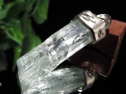 アクアマリン ペンダントトップ Silver925 結晶原石 3月の誕生石