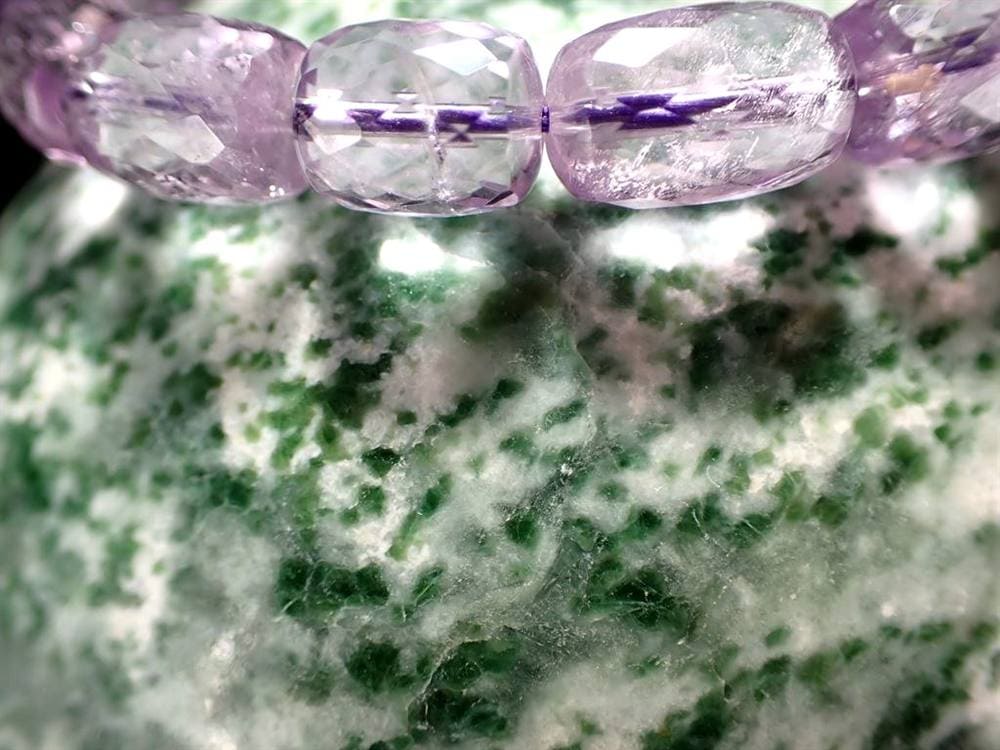 ソーシュライト 中国翡翠 ゾイサイド 丸玉 エピドート スフィア