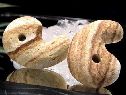 勾玉 日本の石 パワーストーン 天然石 国産