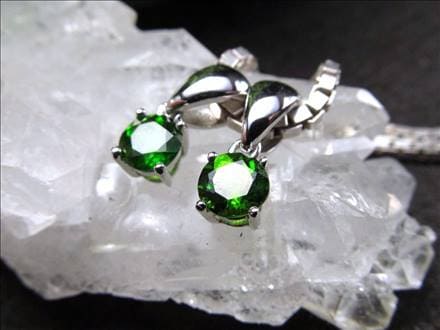 クロムダイオプサイト ペンダントトップ ネックレス アクセサリー Silver925