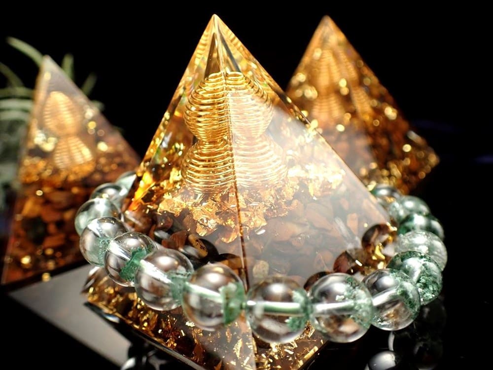 オルゴナイト ピラミッド タイガーアイ