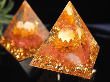 オルゴナイト ピラミッド 浄化