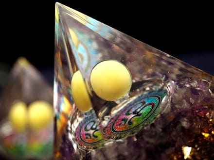 オルゴナイト ピラミッド 浄化