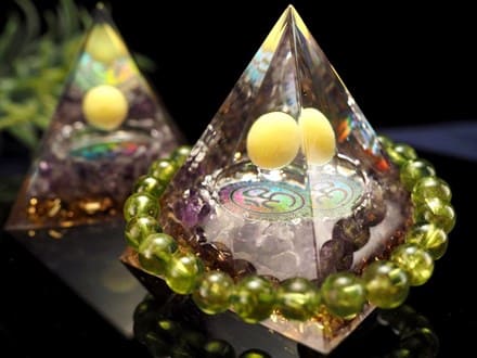 オルゴナイト ピラミッド 浄化