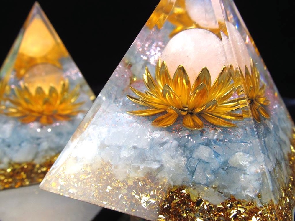 オルゴナイト ピラミッド 浄化