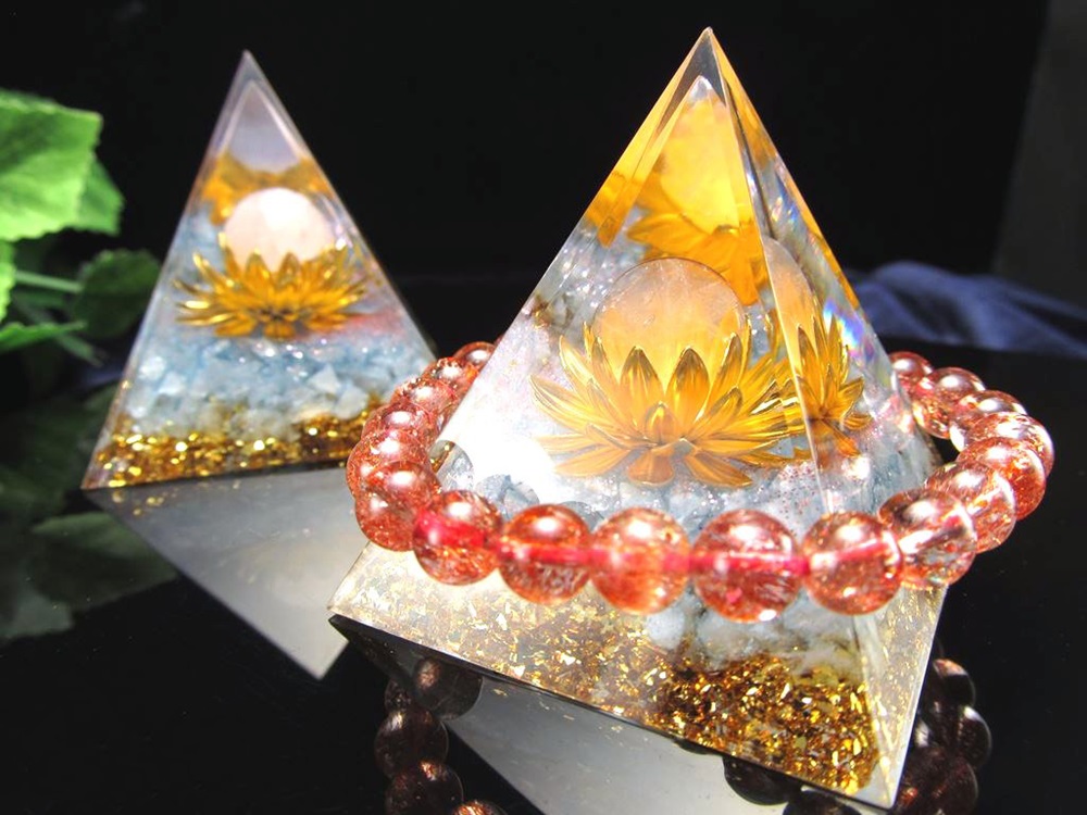 オルゴナイト ピラミッド 浄化