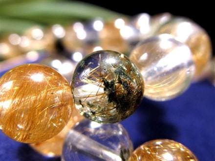 マニハール クォーツ ブレスレット ビーズ石 ヒマラヤ山脈 水晶 ゴールドルチル ガーデン水晶 クローライト