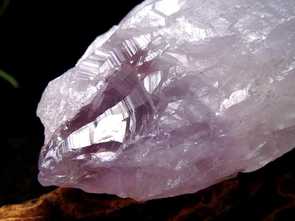 アメジスト 紫水晶 イリデッセンス 天然石 トライゴーニック
