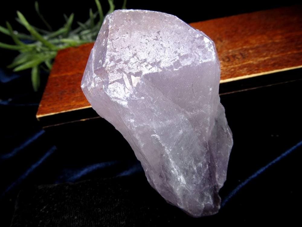 アメジスト 紫水晶 イリデッセンス 天然石 トライゴーニック