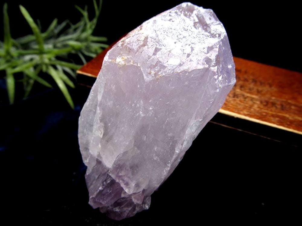 アメジスト 紫水晶 イリデッセンス 天然石 トライゴーニック