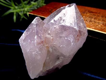 アメジスト 紫水晶 イリデッセンス 天然石 トライゴーニック