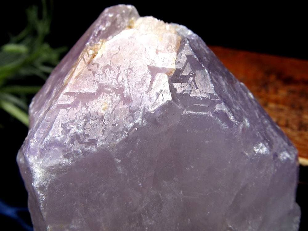 アメジスト 紫水晶 イリデッセンス 天然石 トライゴーニック