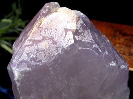 アメジスト 紫水晶 イリデッセンス 天然石 トライゴーニック