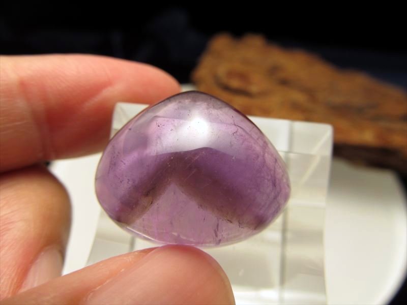 ☆激レア！山入りアメジスト☆つるんとドロップ型☆癒しと安らぎの石
