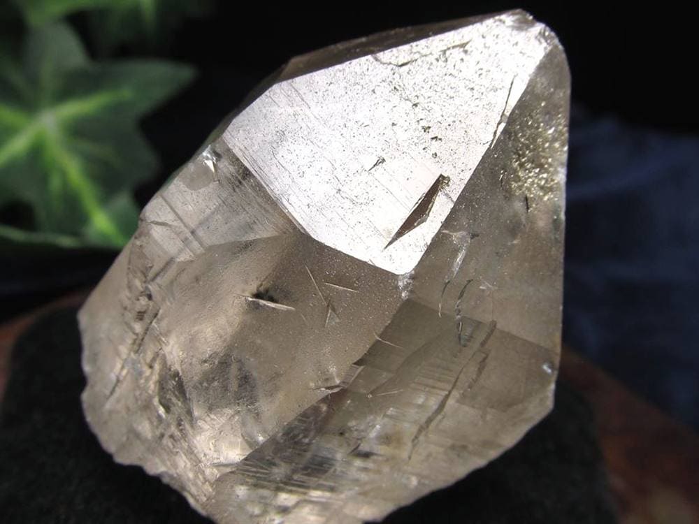 ヒマラヤ スモーキー クォーツ ガウリシャンカール 原石 ポイント