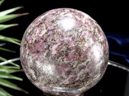 スピネルイングラナイト 尖晶石入り花崗岩 丸玉 置物 インド産