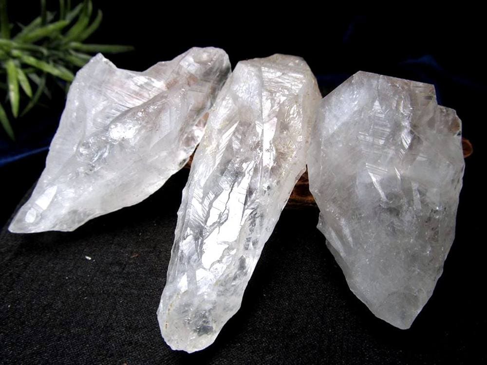 サチャロカクォーツ 水晶 原石 サチャロカ ヒーラー