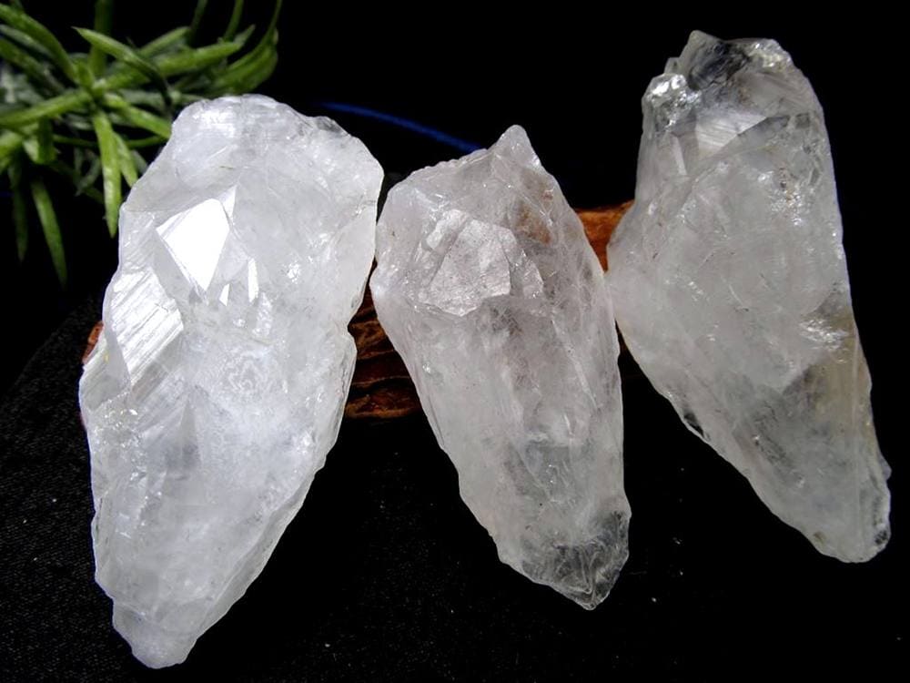 サチャロカクォーツ 水晶 原石 サチャロカ ヒーラー