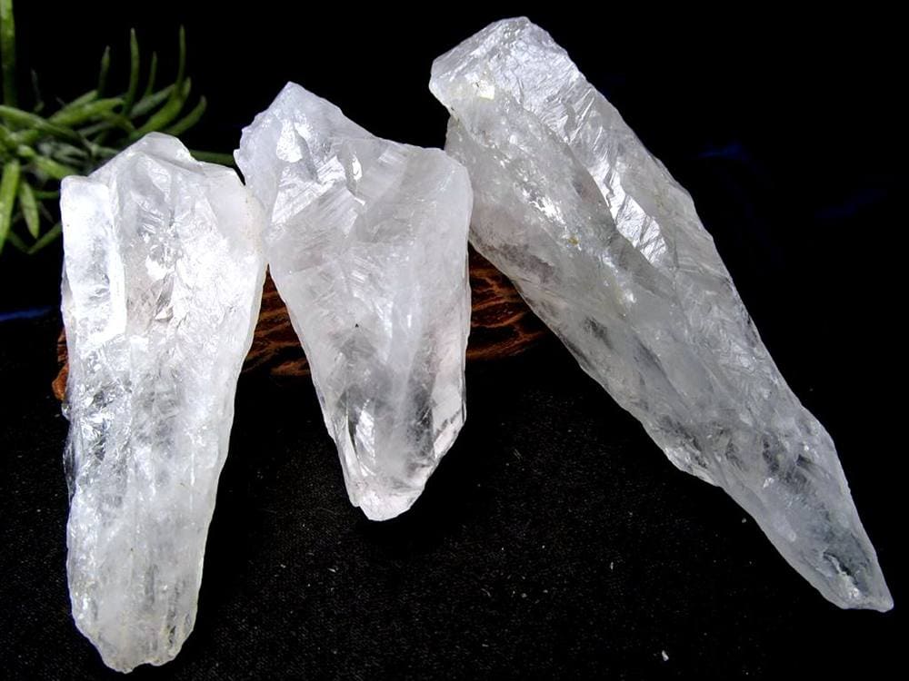 サチャロカクォーツ 水晶 原石 サチャロカ ヒーラー