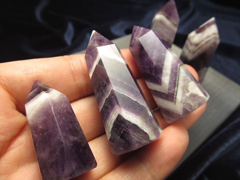 ◇お得なセット販売◇1セット1800円◇神秘的なグラデーションや山型