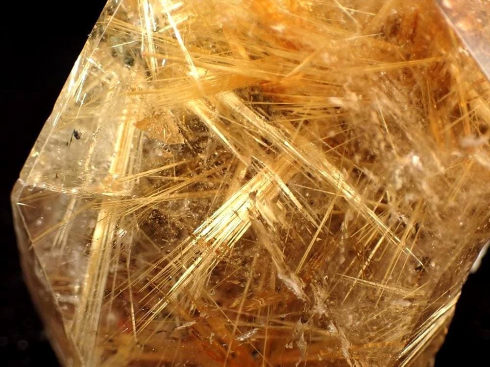 ゴールドルチル ルチルクォーツ 結晶 原石 タイチンルチル