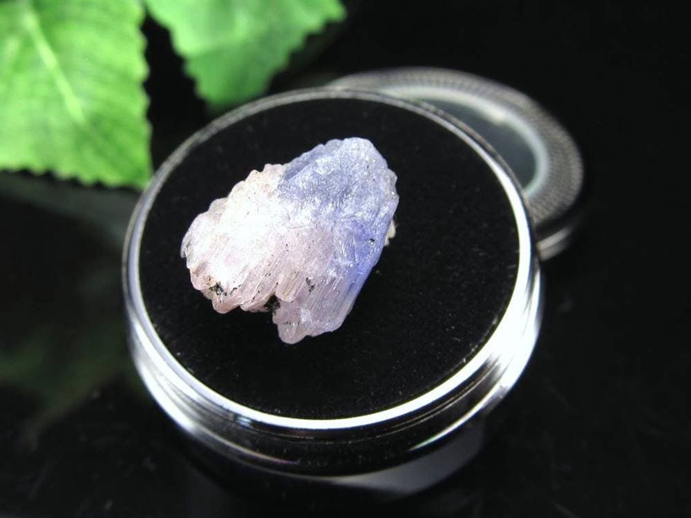 タンザナイト 結晶 原石 ゾイサイト 灰簾石
