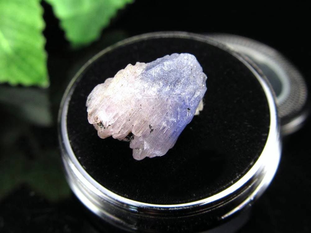 タンザナイト 結晶 原石 ゾイサイト 灰簾石